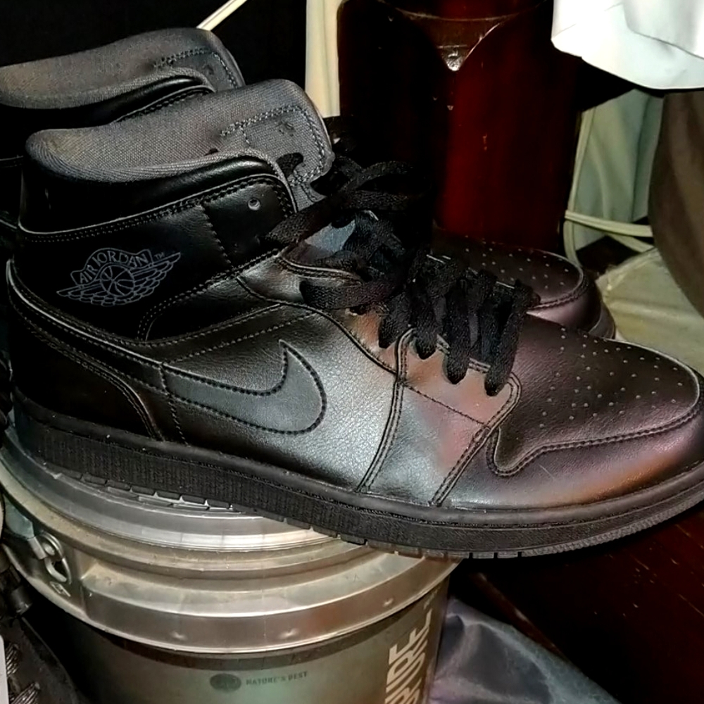 Nike Air Jordan's 1